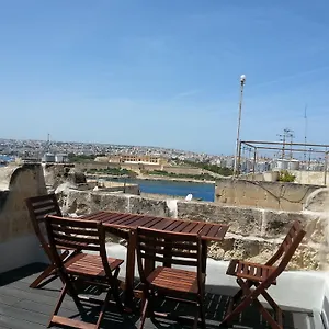 valletta-maisonette-malta.qawrahotelsmalta.org/