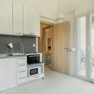 rezervați aici