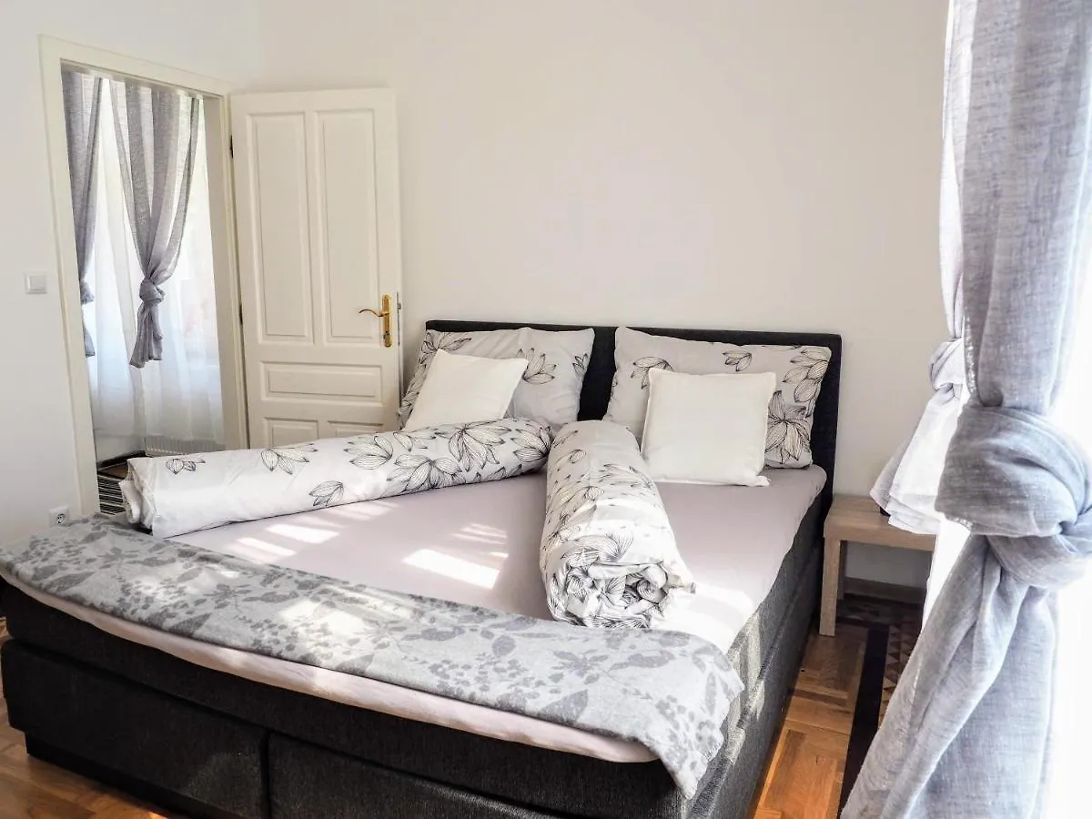 City Villa Schoenbrunn Apartments - Contactless 24H Check-In Vienna