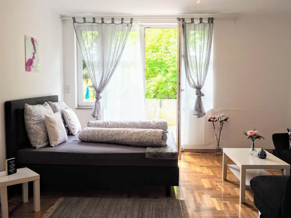 City Villa Schoenbrunn Apartments - Contactless 24H Check-In Vienna