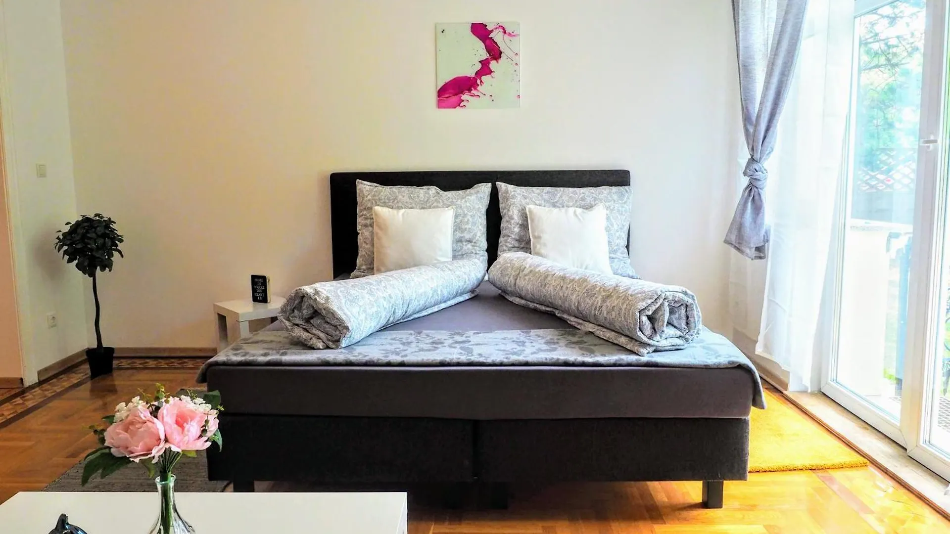 City Villa Schoenbrunn Apartments - Contactless 24H Check-In Vienna