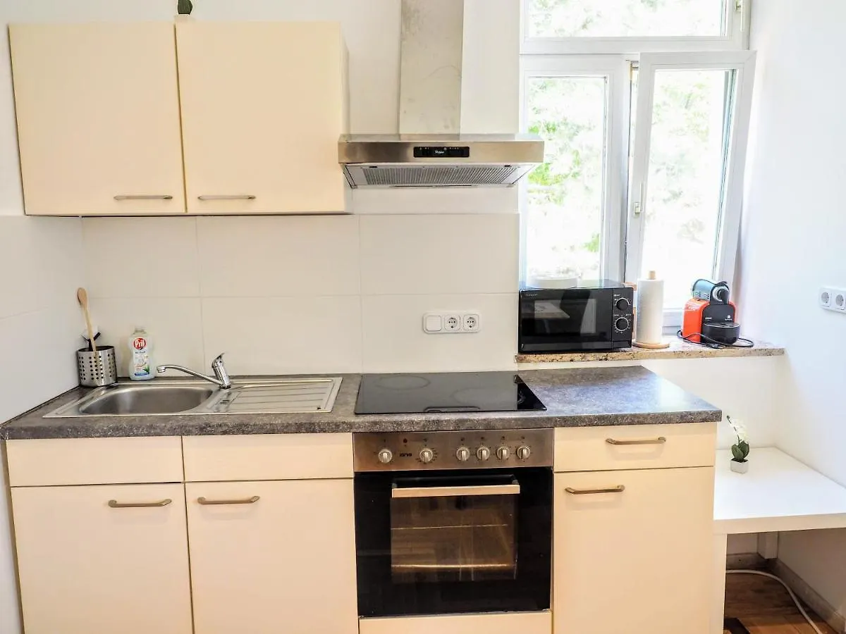 City Villa Schoenbrunn Apartments - Contactless 24H Check-In Vienna Austria