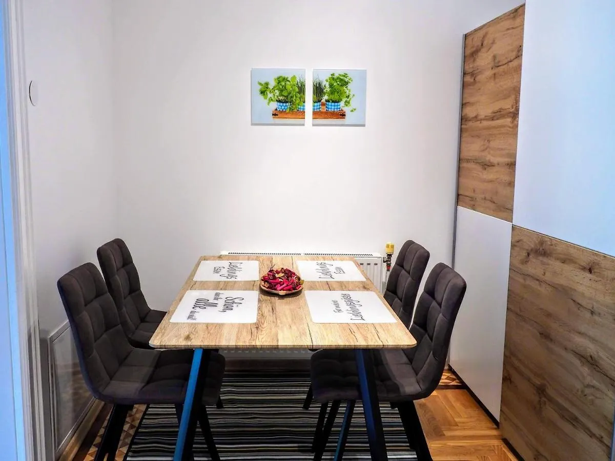 City Villa Schoenbrunn Apartments - Contactless 24H Check-In Vienna Austria